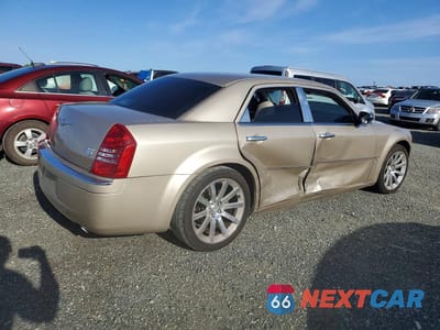 Trzecie zdjęcie samochodu z tyłu: 2006 CHRYSLER 300C VIN:2C3KA63H06H281851 - miniatura