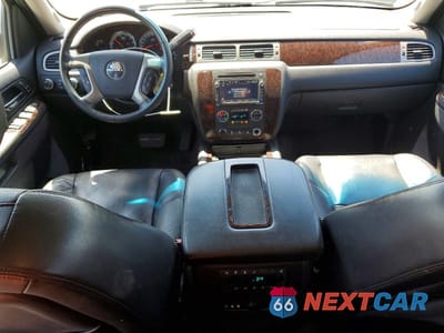 Zdjęcie 8 z 13 samochodu: 2010 GMC YUKON DENALI HYBRID VIN:1GKUKGEJ2AR208517 - miniatura