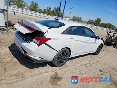 Trzecie zdjęcie samochodu z tyłu: 2023 HYUNDAI ELANTRA LIMITED VIN:5NPLP4AG8PH105720 - miniatura