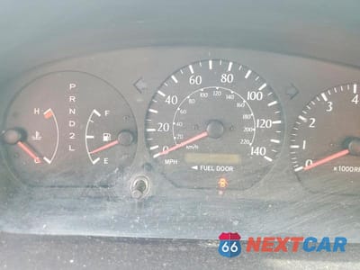 Zdjęcie 9 z 12 samochodu: 2002 TOYOTA CAMRY SOLARA SE VIN:2T1CE22P12C003860 - miniatura