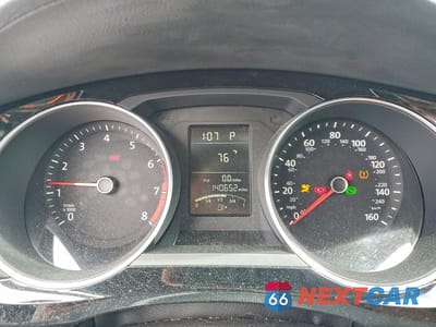 Zdjęcie 9 z 11 samochodu: 2017 VOLKSWAGEN JETTA SPORT VIN:3VWD17AJ7HM301773 - miniatura