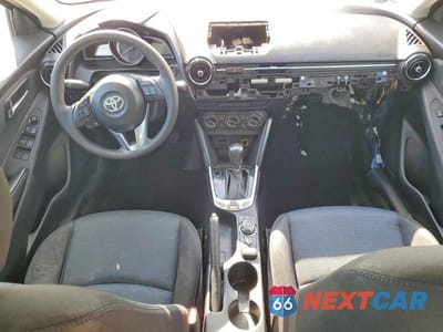 Zdjęcie 8 z 12 samochodu: 2017 TOYOTA YARIS IA BASE VIN:3MYDLBYV1HY178278 - miniatura