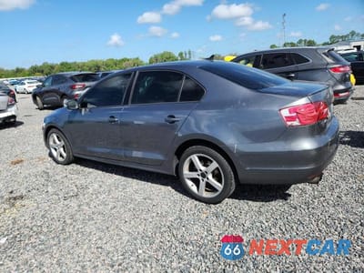 Drugie zdjęcie samochodu z przodu: 2011 VOLKSWAGEN JETTA TDI VIN:3VWLL7AJ4BM111703 - miniatura