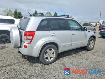 Trzecie zdjęcie samochodu z tyłu: 2008 SUZUKI GRAND VITARA LUXURY VIN:JS3TD947584100923 - miniatura