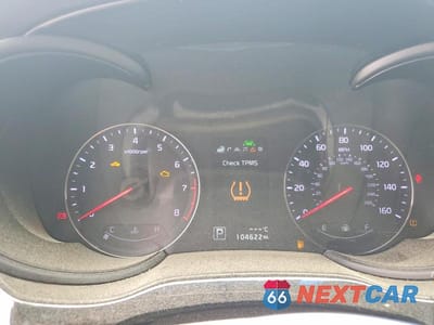 Zdjęcie 9 z 12 samochodu: 2015 KIA K900 LUXURY VIN:KNALW4D43F6022027 - miniatura