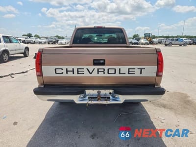Zdjęcie 6 z 12 samochodu: 1997 CHEVROLET GMT-400 C1500 VIN:1GCEC19M7VE255456 - miniatura