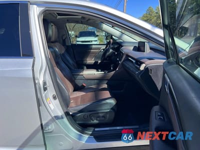 Piąte zdjęcie samochodu w środku: 2017 LEXUS RX 350 BASE VIN:2T2ZZMCA8HC042616 - miniatura