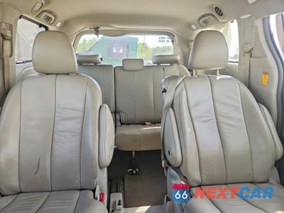 Zdjęcie 10 z 13 samochodu: 2014 TOYOTA SIENNA XLE 8-PASSENGER VIN:5TDYK3DC9ES490056 - miniatura