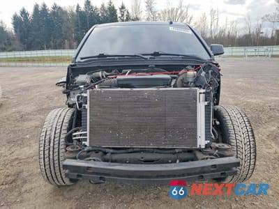 Piąte zdjęcie samochodu w środku: 2016 GMC YUKON XL K1500 SLT VIN:1GKS2GKC3GR354771 - miniatura