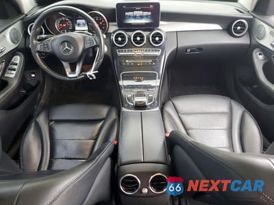 Zdjęcie 8 z 12 samochodu: 2016 MERCEDES-BENZ C 300 4MATIC VIN:55SWF4KB1GU111455 - miniatura