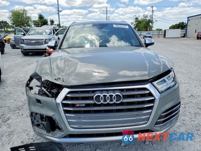 Piąte zdjęcie samochodu w środku: 2020 AUDI SQ5 PREMIUM PLUS VIN:WA1B4AFY8L2124391 - miniatura