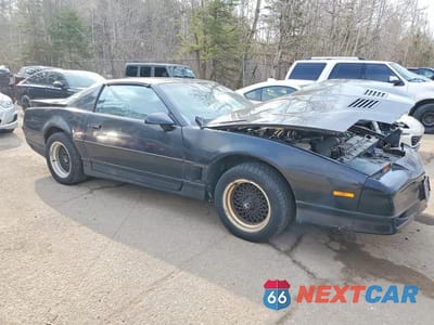 Czwarte zdjęcie samochodu z boku: 1988 PONTIAC FIREBIRD TRANS AM VIN:1G2FW21F1JL251833 - miniatura