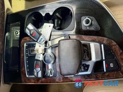 Zdjęcie 9 z 13 samochodu: 2019 AUDI Q7 PRESTIGE VIN:WA1VAAF77KD012049 - miniatura