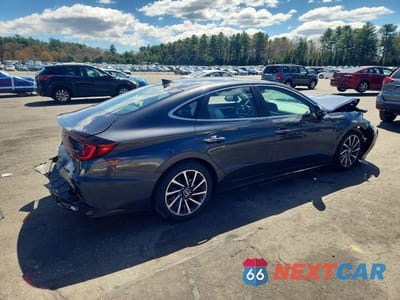 Trzecie zdjęcie samochodu z tyłu: 2021 HYUNDAI SONATA LIMITED VIN:5NPEH4J24MH119426 - miniatura