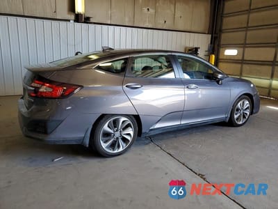 Trzecie zdjęcie samochodu z tyłu: 2018 HONDA CLARITY VIN:JHMZC5F12JC011303 - miniatura