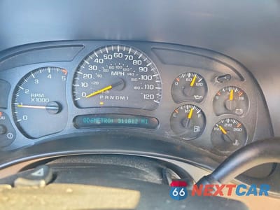 Zdjęcie 9 z 12 samochodu: 2006 CHEVROLET SILVERADO K2500 HEAVY DUTY VIN:1GCHK23D86F168711 - miniatura