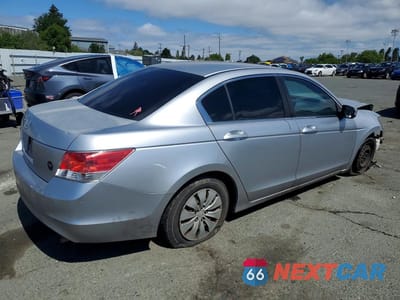 Trzecie zdjęcie samochodu z tyłu: 2010 HONDA ACCORD LX VIN:1HGCP2F30AA082069 - miniatura
