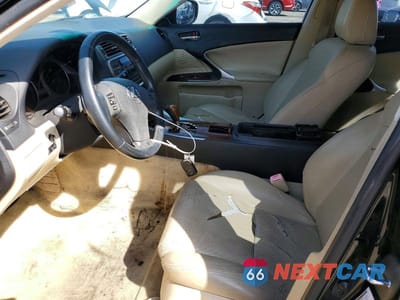 Zdjęcie 7 z 12 samochodu: 2007 LEXUS IS 250 VIN:JTHBK262X75032523 - miniatura