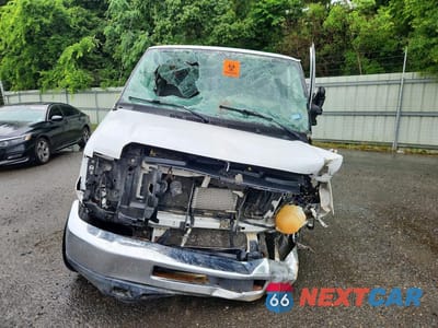 Piąte zdjęcie samochodu w środku: 2014 FORD ECONOLINE E350 SUPER DUTY WAGON VIN:1FBNE3BLXEDA77799 - miniatura