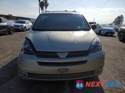 Piąte zdjęcie samochodu w środku: 2005 TOYOTA SIENNA CE 8 PASSENGER VIN:5TDZA23C05S271666 - miniatura