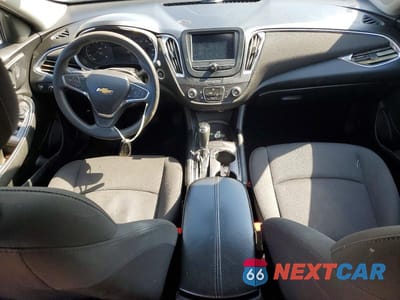Zdjęcie 8 z 12 samochodu: 2018 CHEVROLET MALIBU LT VIN:1G1ZD5ST9JF254409 - miniatura