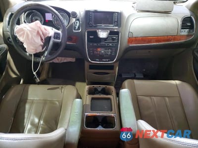 Zdjęcie 8 z 14 samochodu: 2013 CHRYSLER TOWN & COUNTRY TOURING VIN:2C4RC1BG5DR573406 - miniatura