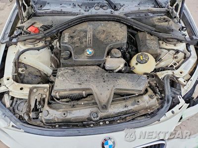 Zdjęcie 11 z 12 samochodu: 2015 BMW 328 XI SULEV VIN:WBA3B5G53FNS18559 - miniatura