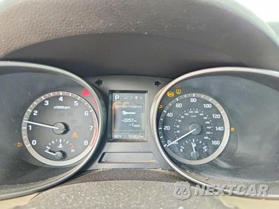 Zdjęcie 9 z 14 samochodu: 2017 HYUNDAI SANTA FE SPORT 2.4L VIN:5NMZT3LBXHH019826 - miniatura