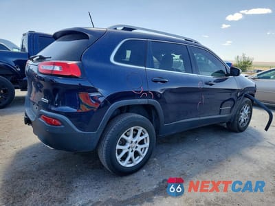 Trzecie zdjęcie samochodu z tyłu: 2016 JEEP CHEROKEE LATITUDE VIN:1C4PJMCS5GW335245 - miniatura