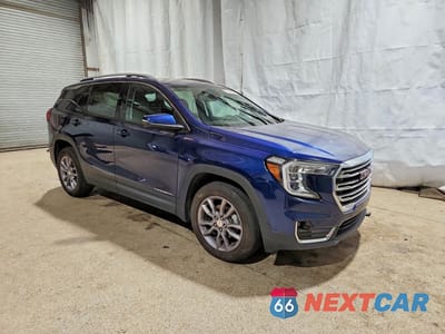 Czwarte zdjęcie samochodu z boku: 2023 GMC TERRAIN SLT VIN:3GKALPEG8PL170327 - miniatura