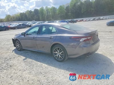 Drugie zdjęcie samochodu z przodu: 2022 TOYOTA CAMRY HYBRID XLE VIN:4T1F31AK3NU586826 - miniatura