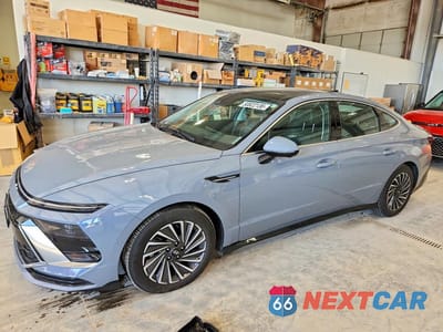 2024 HYUNDAI SONATA HYBRID LIMITED KMHL54JJ2RA102335 - główne zdjęcie licytacji z USA - miniatura
