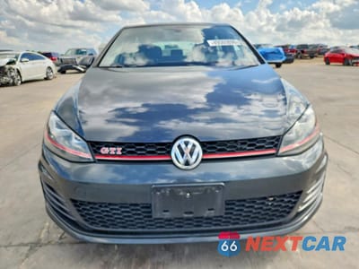 Piąte zdjęcie samochodu w środku: 2016 VOLKSWAGEN GTI S VIN:3VW447AU0GM043547 - miniatura