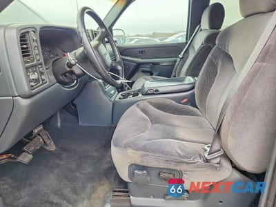 Zdjęcie 7 z 11 samochodu: 2002 GMC NEW SIERRA K1500 VIN:2GTEK19T121406783 - miniatura