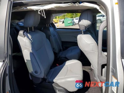 Zdjęcie 11 z 13 samochodu: 2023 TOYOTA SIENNA XLE VIN:5TDJSKFC4PS091356 - miniatura