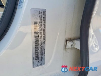 Zdjęcie 12 z 12 samochodu: 2012 VOLKSWAGEN JETTA SE VIN:3VWBP7AJ1CM307888 - miniatura