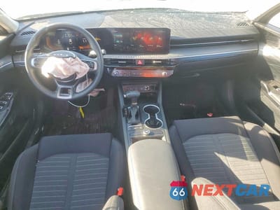 Zdjęcie 8 z 12 samochodu: 2026 KIA K5 LXS VIN:KNAG24J77T5410682 - miniatura