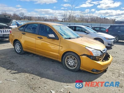 Czwarte zdjęcie samochodu z boku: 2009 FORD FOCUS SE VIN:1FAHP35NX9W127374 - miniatura