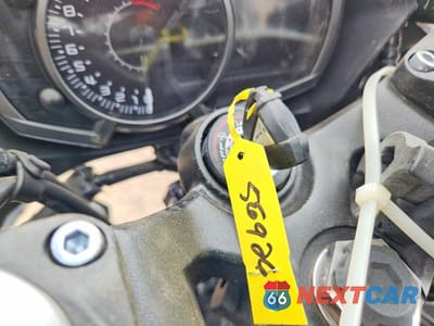 Zdjęcie 8 z 9 samochodu: 2022 KAWASAKI EX400 VIN:JKAEXKG12NDAG4481 - miniatura