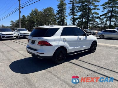 Trzecie zdjęcie samochodu z tyłu: 2016 MERCEDES-BENZ GLE 350 4MATIC VIN:4JGDA5HB5GA633398 - miniatura