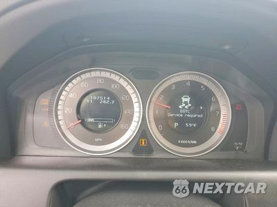 Zdjęcie 9 z 12 samochodu: 2012 VOLVO XC60 T6 VIN:YV4902DZ2C2313651 - miniatura