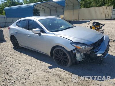 Czwarte zdjęcie samochodu z boku: 2018 MAZDA 3 TOURING VIN:3MZBN1V33JM179973 - miniatura