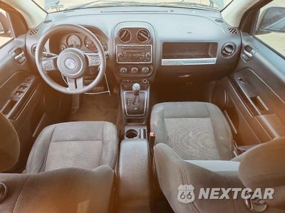 Zdjęcie 8 z 11 samochodu: 2016 JEEP COMPASS SPORT VIN:1C4NJDBB9GD661831 - miniatura