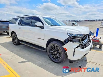 Czwarte zdjęcie samochodu z boku: 2022 CHEVROLET SUBURBAN K1500 RST VIN:1GNSKEKD5NR220535 - miniatura