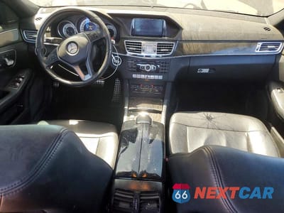 Zdjęcie 8 z 12 samochodu: 2014 MERCEDES-BENZ E 350 VIN:WDDHF5KB5EB041674 - miniatura