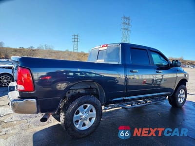 Trzecie zdjęcie samochodu z tyłu: 2015 RAM 2500 SLT VIN:3C6UR5DL4FG682529 - miniatura