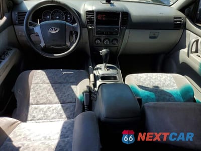 Zdjęcie 8 z 12 samochodu: 2007 KIA SORENTO BASE VIN:KNDJD736775699691 - miniatura