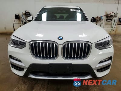 Piąte zdjęcie samochodu w środku: 2018 BMW X3 XDRIVE30I VIN:5UXTR9C57JLA44514 - miniatura