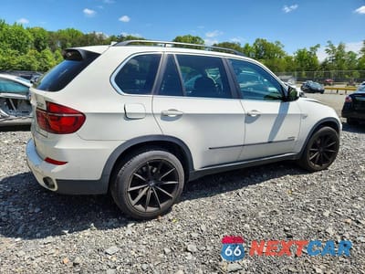 Trzecie zdjęcie samochodu z tyłu: 2013 BMW X5 XDRIVE35I VIN:5UXZV4C54DL993089 - miniatura