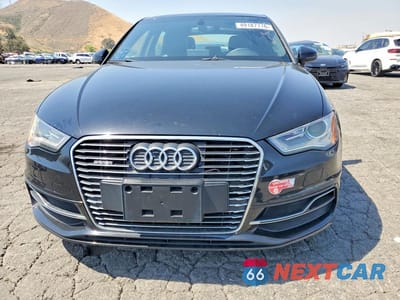 Piąte zdjęcie samochodu w środku: 2016 AUDI A3 E-TRON PREMIUM ULTRA VIN:WAUVPBFF3GA096913 - miniatura